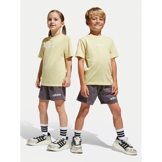 adidas Komplet t-shirt i spodenki Essentials JC9751 Żółty Regular Fit ze sklepu MODIVO w kategorii Komplety chłopięce - zdjęcie 182639243