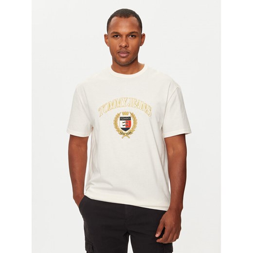 Tommy Jeans T-Shirt DM0DM19690 Biały Regular Fit ze sklepu MODIVO w kategorii T-shirty męskie - zdjęcie 182639923