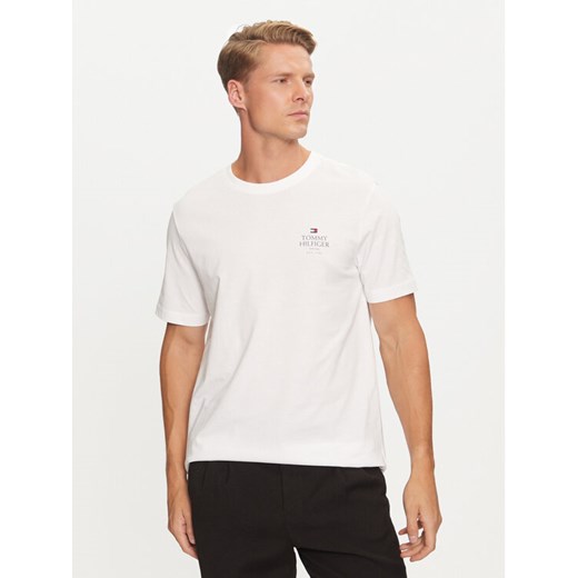 Tommy Hilfiger T-Shirt MW0MW36500 Biały Regular Fit ze sklepu MODIVO w kategorii T-shirty męskie - zdjęcie 182641482