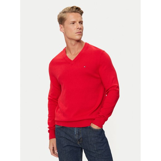 Tommy Hilfiger Sweter MW0MW28047 Czerwony Regular Fit ze sklepu MODIVO w kategorii Swetry męskie - zdjęcie 182641724