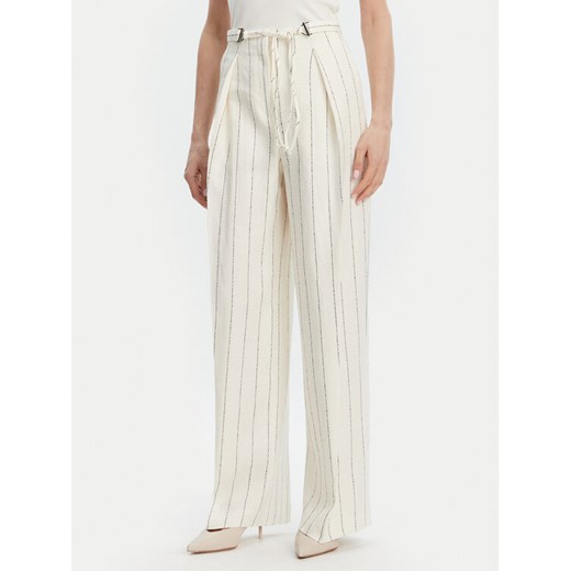 BOSS Spodnie materiałowe Tiana5 50538216 Beżowy Relaxed Fit ze sklepu MODIVO w kategorii Spodnie damskie - zdjęcie 182642094