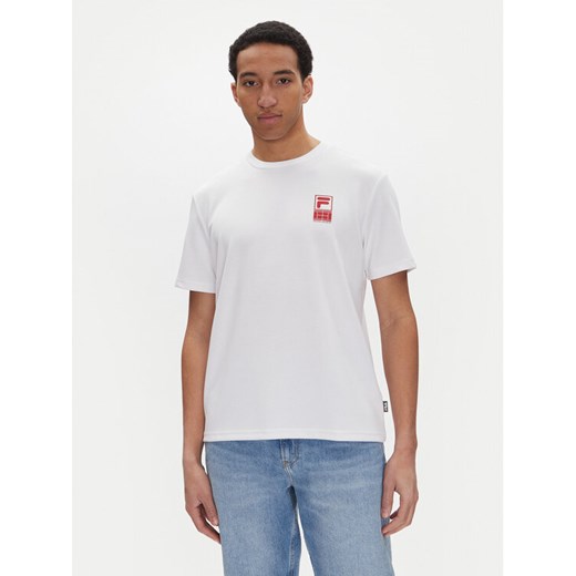Fila T-Shirt Lennik FAM0883 Biały Regular Fit ze sklepu MODIVO w kategorii T-shirty męskie - zdjęcie 182644722