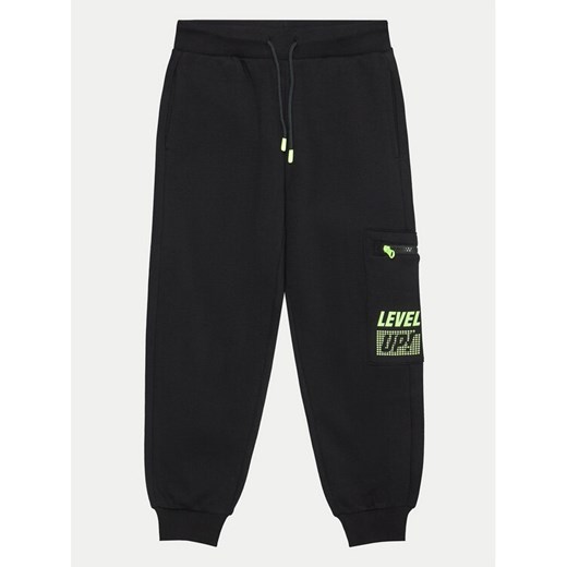 United Colors Of Benetton Spodnie dresowe 3WFMCF05R Czarny Regular Fit ze sklepu MODIVO w kategorii Spodnie chłopięce - zdjęcie 182645820