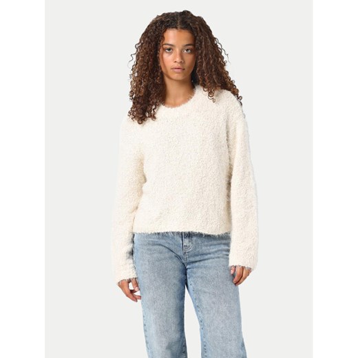 Noisy May Sweter Sassy 27029424 Beżowy Relaxed Fit ze sklepu MODIVO w kategorii Swetry damskie - zdjęcie 182645930