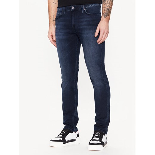 Mustang Jeansy Vegas 1008948 Granatowy Slim Fit ze sklepu MODIVO w kategorii Jeansy męskie - zdjęcie 182646053