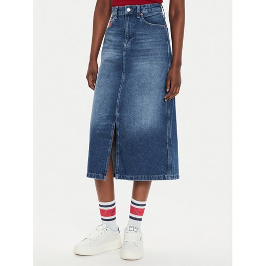 Tommy Jeans Spódnica jeansowa Claire DW0DW19646 Niebieski Regular Fit ze sklepu MODIVO w kategorii Spódnice - zdjęcie 182646373