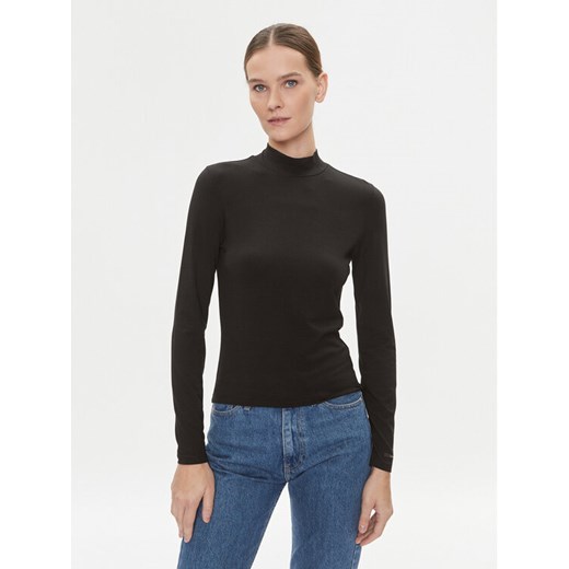 Calvin Klein Golf K20K206067 Czarny Slim Fit ze sklepu MODIVO w kategorii Bluzki damskie - zdjęcie 182647300