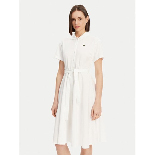 Lacoste Sukienka koszulowa EF9621 Biały Regular Fit ze sklepu MODIVO w kategorii Sukienki - zdjęcie 182647941