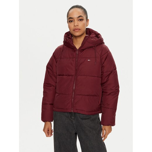 Tommy Jeans Kurtka zimowa Vail DW0DW18841 Bordowy Regular Fit ze sklepu MODIVO w kategorii Kurtki damskie - zdjęcie 182648431