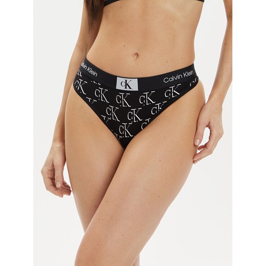 Calvin Klein Underwear Stringi 000QF7221E Czarny ze sklepu MODIVO w kategorii Majtki damskie - zdjęcie 182649004