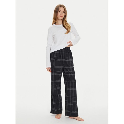 Calvin Klein Underwear Piżama 000QS7420E Kolorowy Relaxed Fit ze sklepu MODIVO w kategorii Piżamy damskie - zdjęcie 182649711