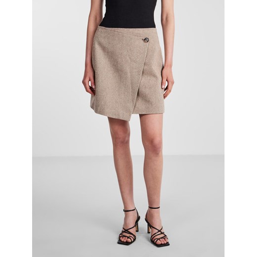YAS Spódnica trapezowa 26031615 Beżowy Regular Fit ze sklepu MODIVO w kategorii Spódnice - zdjęcie 182650402