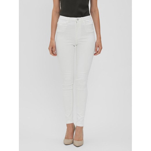 Vero Moda Jeansy Sophia 10262685 Biały Skinny Fit ze sklepu MODIVO w kategorii Jeansy damskie - zdjęcie 182651711