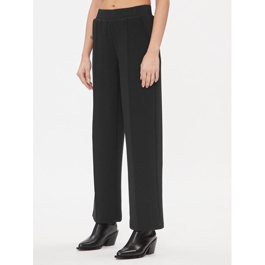 Vero Moda Spodnie materiałowe 10296830 Czarny Relaxed Fit ze sklepu MODIVO w kategorii Spodnie damskie - zdjęcie 182653182