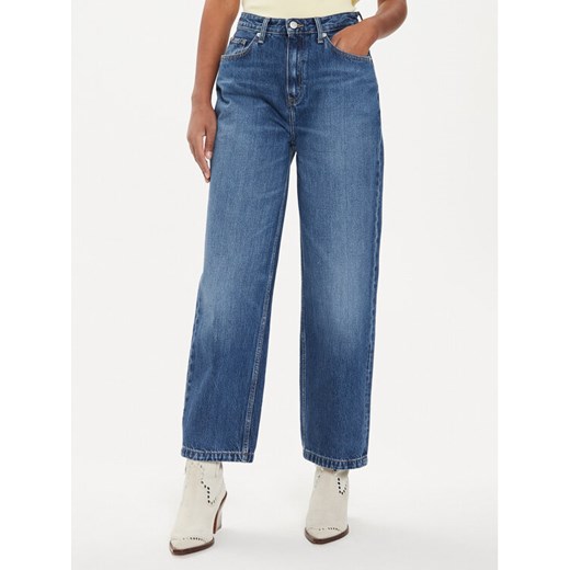 Tommy Hilfiger Jeansy WW0WW42191 Niebieski Relaxed Fit ze sklepu MODIVO w kategorii Jeansy damskie - zdjęcie 182653310