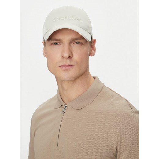 Calvin Klein Czapka z daszkiem K50K513015 Beżowy ze sklepu MODIVO w kategorii Czapki z daszkiem męskie - zdjęcie 182653904