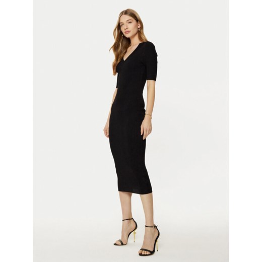 Guess Sukienka dzianinowa W5RK11 Z2V62 Czarny Bodycon Fit ze sklepu MODIVO w kategorii Sukienki - zdjęcie 182654434