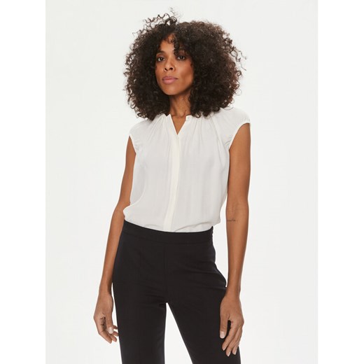 Boss Bluzka Berika 50491355 Biały Regular Fit ze sklepu MODIVO w kategorii Bluzki damskie - zdjęcie 182654520