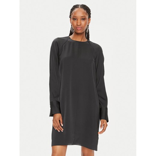 Calvin Klein Sukienka codzienna K20K207160 Czarny Regular Fit ze sklepu MODIVO w kategorii Sukienki - zdjęcie 182654623