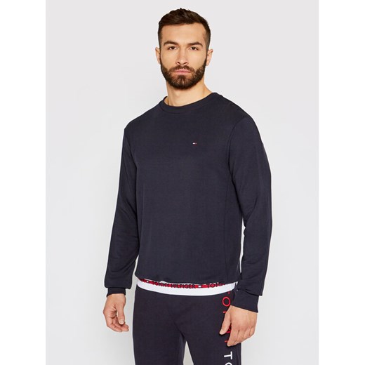 Tommy Hilfiger Bluza Track Top UM0UM01928 Granatowy Regular Fit ze sklepu MODIVO w kategorii Bluzy męskie - zdjęcie 182654821