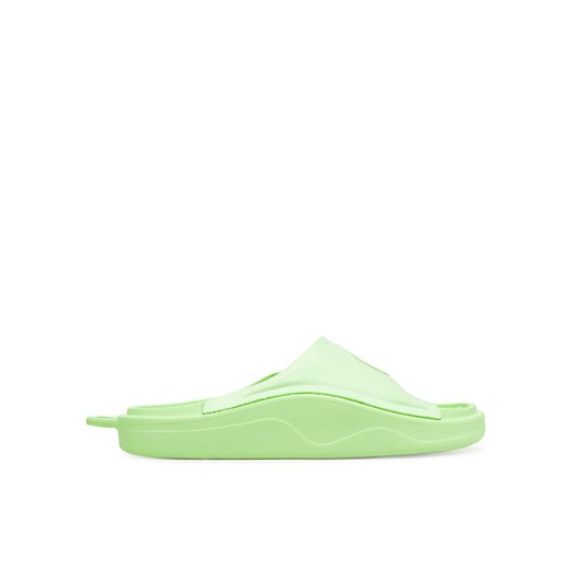adidas by Stella McCartney Klapki Slide JI1217 Żółty ze sklepu MODIVO w kategorii Klapki damskie - zdjęcie 182654861