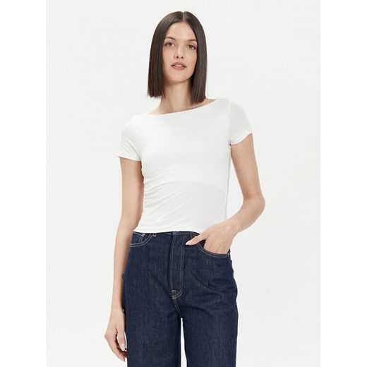Gina Tricot T-Shirt 21319 Biały Slim Fit ze sklepu MODIVO w kategorii Bluzki damskie - zdjęcie 182655842