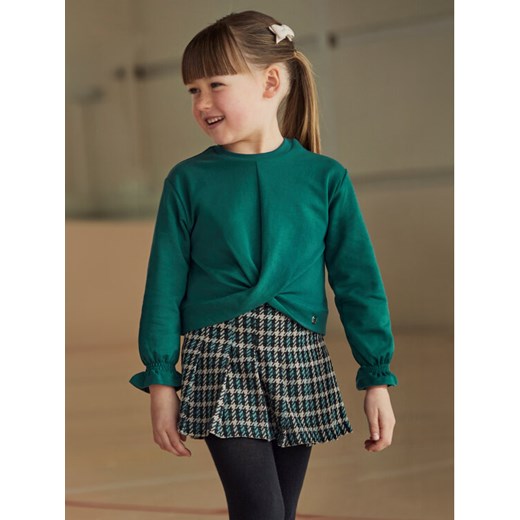 Mayoral Komplet sweter i szorty materiałowe 4220 Zielony Regular Fit ze sklepu MODIVO w kategorii Komplety dziewczęce - zdjęcie 182656124