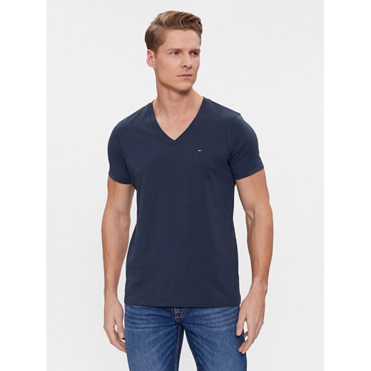Tommy Jeans T-Shirt DM0DM04410 Granatowy Regular Fit ze sklepu MODIVO w kategorii T-shirty męskie - zdjęcie 182656463