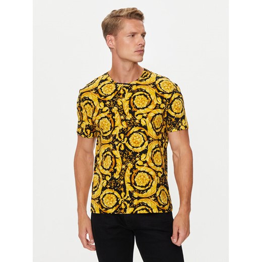 Versace T-Shirt 1000959 1A11188 Żółty Regular Fit ze sklepu MODIVO w kategorii T-shirty męskie - zdjęcie 182657151