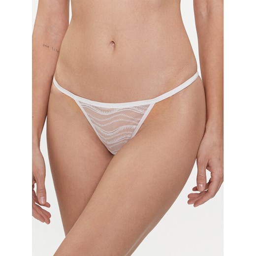 Calvin Klein Underwear Stringi 000QD3994E Biały ze sklepu MODIVO w kategorii Majtki damskie - zdjęcie 182658593