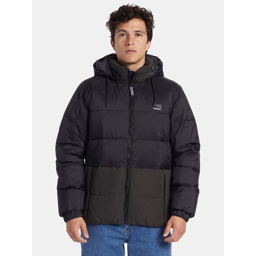 Quiksilver Kurtka puchowa Wolfs Shoulder Jckt EQYJK03990 Czarny Regular Fit ze sklepu MODIVO w kategorii Kurtki męskie - zdjęcie 182658600