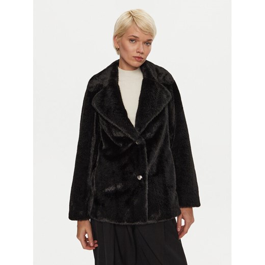 Guess Futro Filomena W4BL04 WGHO0 Czarny Regular Fit ze sklepu MODIVO w kategorii Futra damskie - zdjęcie 182658722