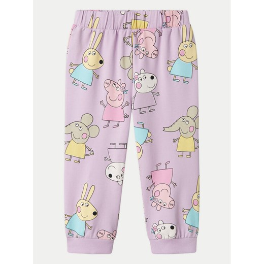 NAME IT Spodnie dresowe Fira Peppa 13240633 Fioletowy Regular Fit ze sklepu MODIVO w kategorii Spodnie dziewczęce - zdjęcie 182658742