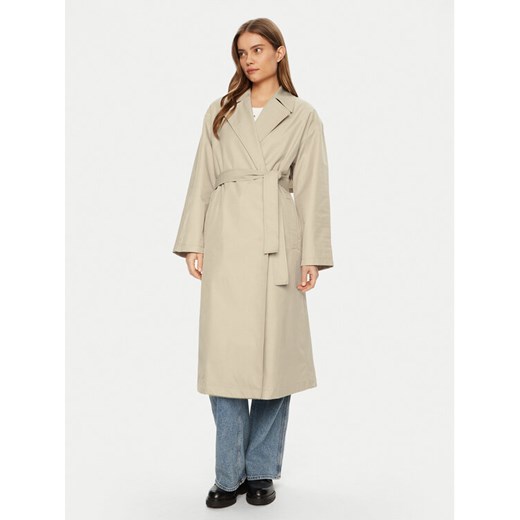 Calvin Klein Trencz 00040WL546 Beżowy Regular Fit ze sklepu MODIVO w kategorii Płaszcze damskie - zdjęcie 182660300