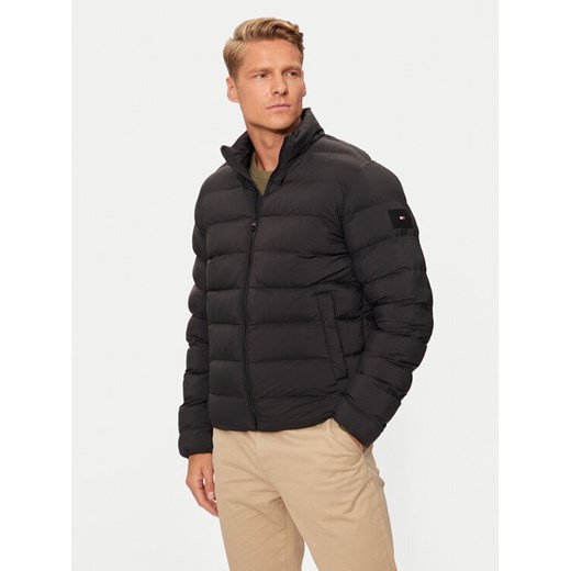 Tommy Hilfiger Kurtka zimowa MW0MW37259 Czarny Regular Fit ze sklepu MODIVO w kategorii Kurtki męskie - zdjęcie 182660611
