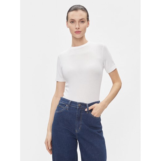 Calvin Klein T-Shirt Modal Rib Ss Tee K20K206404 Biały Slim Fit ze sklepu MODIVO w kategorii Bluzki damskie - zdjęcie 182660744