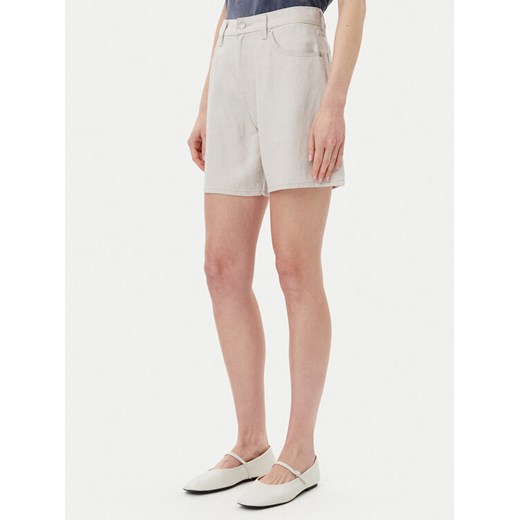 Levi's® Szorty jeansowe A9311-0018 Écru Baggy Fit ze sklepu MODIVO w kategorii Szorty - zdjęcie 182662122