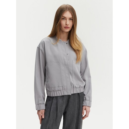 Pieces Kurtka bomber Annie 17150150 Szary Regular Fit ze sklepu MODIVO w kategorii Kurtki damskie - zdjęcie 182662151