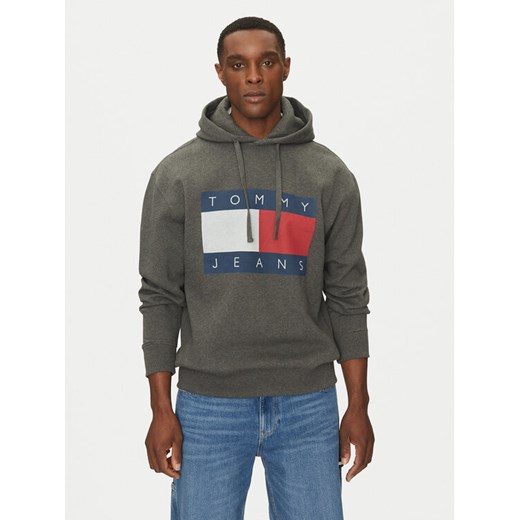 Tommy Jeans Bluza DM0DM20591 Szary Relaxed Fit ze sklepu MODIVO w kategorii Bluzy męskie - zdjęcie 182663251