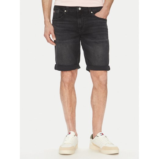Tommy Jeans Szorty jeansowe Ronnie DM0DM20945 Czarny Regular Fit ze sklepu MODIVO w kategorii Spodenki męskie - zdjęcie 182663273