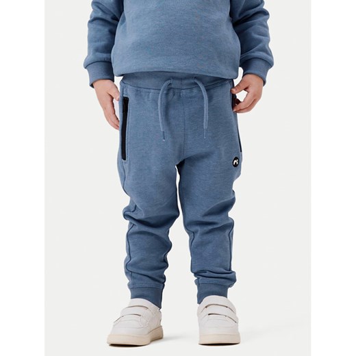 NAME IT Spodnie dresowe 13220380 Niebieski Regular Fit ze sklepu MODIVO w kategorii Spodnie chłopięce - zdjęcie 182663394