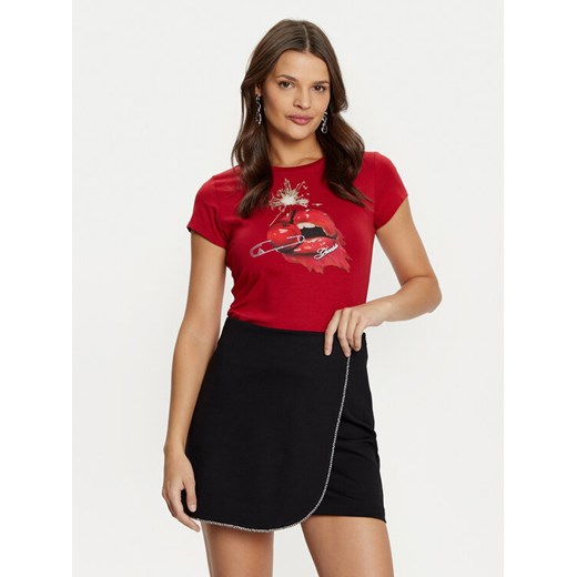 Guess T-Shirt W5RI23 K49A1 Czerwony Slim Fit ze sklepu MODIVO w kategorii Bluzki damskie - zdjęcie 182663683