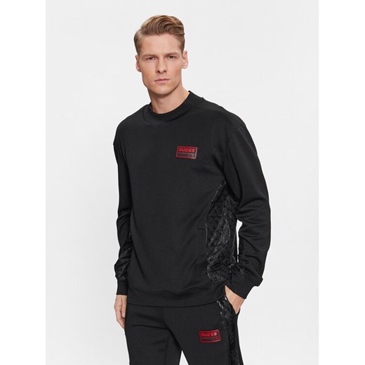 Guess Bluza Gaston Z4RQ01 KBO62 Czarny Regular Fit ze sklepu MODIVO w kategorii Bluzy męskie - zdjęcie 182665923