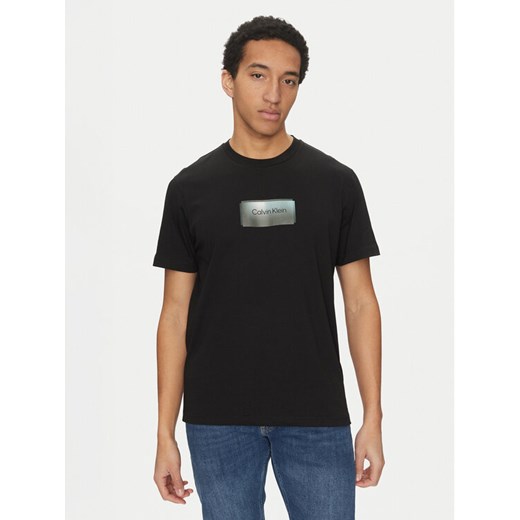 Calvin Klein T-Shirt K10K114174 Czarny Regular Fit ze sklepu MODIVO w kategorii T-shirty męskie - zdjęcie 182667180