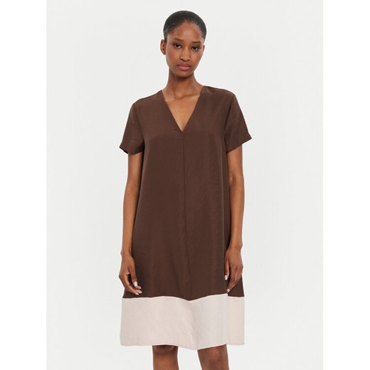 United Colors Of Benetton Sukienka codzienna 4O79DV0AO Brązowy Regular Fit ze sklepu MODIVO w kategorii Sukienki - zdjęcie 182667220