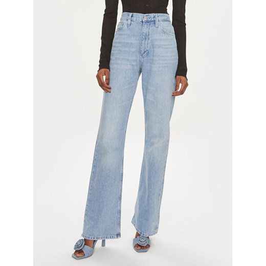 Calvin Klein Jeans Jeansy Authentic J20J222752 Niebieski Bootcut Fit ze sklepu MODIVO w kategorii Jeansy damskie - zdjęcie 182668591