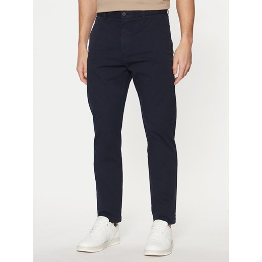 HUGO Chinosy 50530886 Granatowy Slim Fit ze sklepu MODIVO w kategorii Spodnie męskie - zdjęcie 182668764