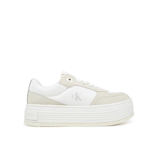 Calvin Klein Jeans Sneakersy Bold Flatf Low Lace Mix YW0YW01742 Biały ze sklepu MODIVO w kategorii Buty sportowe damskie - zdjęcie 182669213