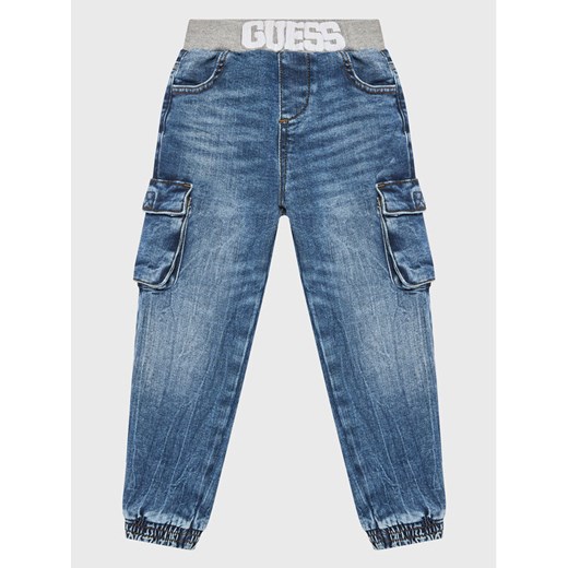 Guess Jeansy N3RA05 D4GV0 Niebieski Regular Fit ze sklepu MODIVO w kategorii Spodnie chłopięce - zdjęcie 182671703