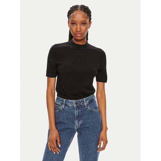 Calvin Klein Sweter K20K207206 Czarny Regular Fit ze sklepu MODIVO w kategorii Swetry damskie - zdjęcie 182672612